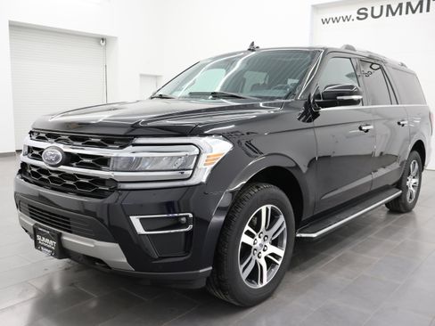 Used 2023 Ford Expedition Max Limited image 7