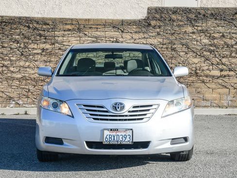 Used 2008 Toyota Camry LE image 2