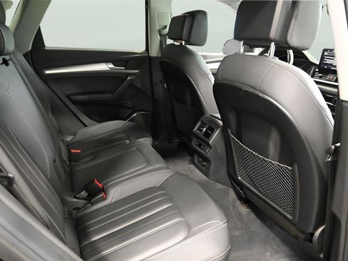 Used 2021 Audi Q5 2.0T Premium AWD/4WD image 16