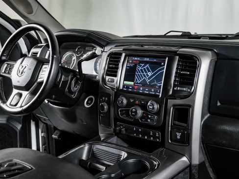Used 2018 RAM 2500 Laramie w/ Sport Appearance Group AWD/4WD image 23