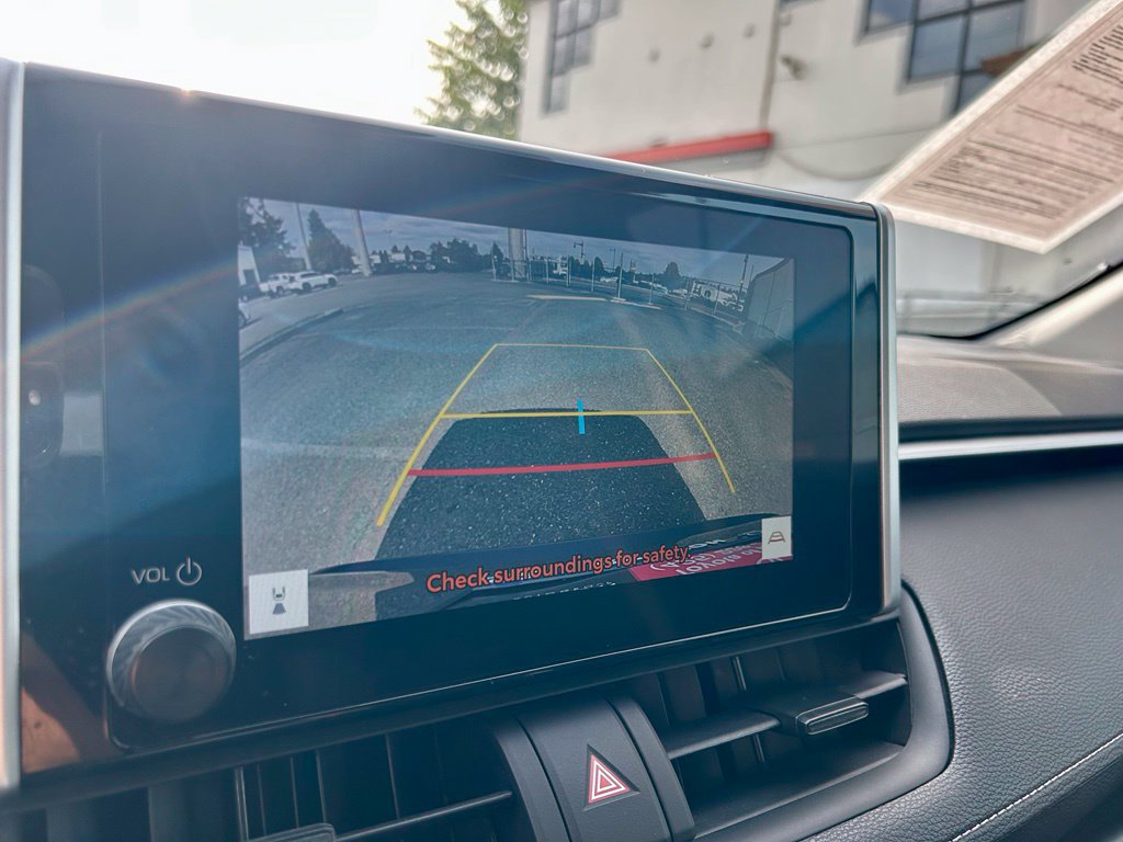 Certified 2025 Toyota RAV4 XLE FWD image 22