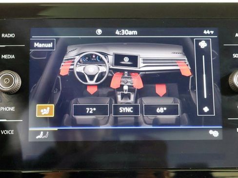 Used 2025 Volkswagen Jetta SE w/ Sunroof Package image 54