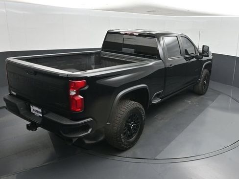 Used 2024 Chevrolet Silverado 2500 ZR2 w/ Technology Package AWD/4WD image 40