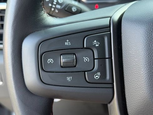 Used 2025 GMC Sierra 2500 AT4X AWD/4WD image 37