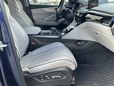 Used 2022 Acura MDX SH-AWD w/ Advance Package image 14