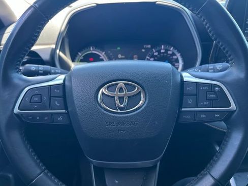 Used 2022 Toyota Highlander Bronze Edition AWD/4WD image 23