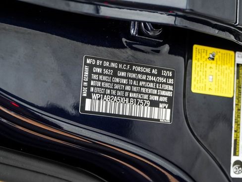 Used 2017 Porsche Macan S image 44