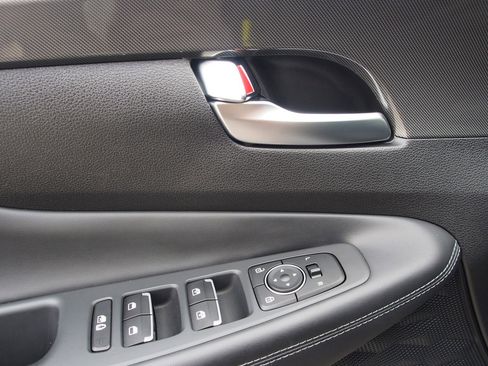 Used 2021 Hyundai Santa Fe SEL Premium w/ Cargo Package image 19