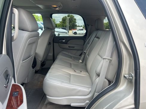 Used 2013 Chevrolet Tahoe LT RWD image 7