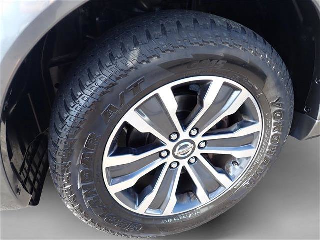 Used 2017 Nissan Armada SL AWD/4WD image 7