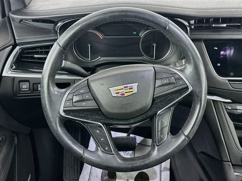 Used 2022 Cadillac XT5 Premium Luxury FWD image 18