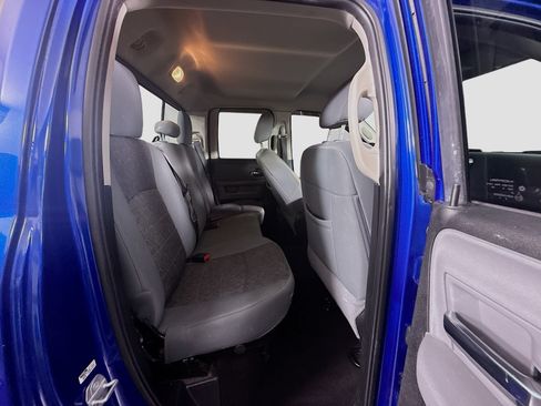 Used 2019 RAM 1500 Big Horn RWD image 26