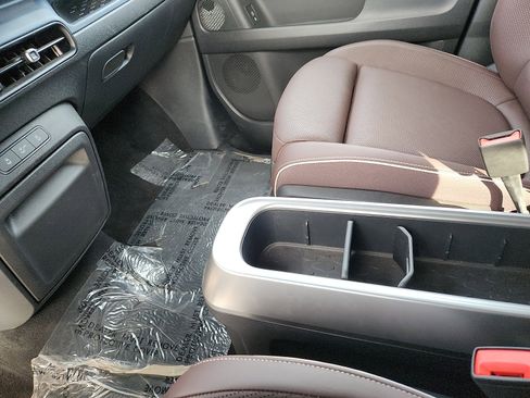 Used 2025 Volkswagen ID. Buzz Pro S image 20