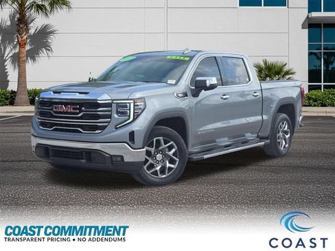 Used 2023 GMC Sierra 1500 SLT w/ SLT Premium Package AWD/4WD image 1
