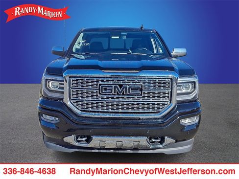 Used 2018 GMC Sierra 1500 Denali w/ Denali Ultimate Package image 2