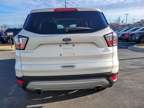 Used 2018 Ford Escape SE w/ SE Sync 3 Package image 5