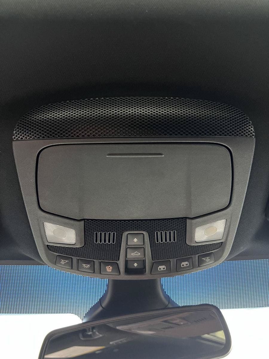 Used 2019 Ford Edge ST w/ Equipment Group 401A AWD/4WD image 14