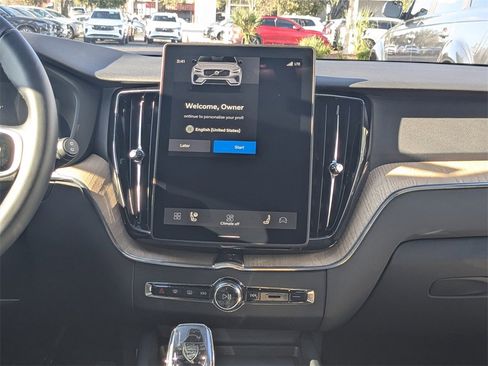 Certified 2026 Volvo XC60 B5 Plus w/ Protection Package Premier image 19