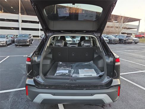 New 2026 Volkswagen Tiguan SE image 5