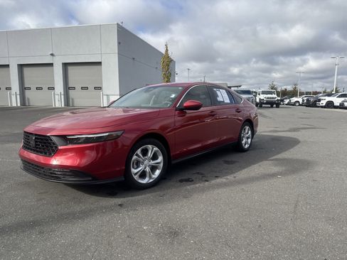 Used 2024 Honda Accord LX image 5