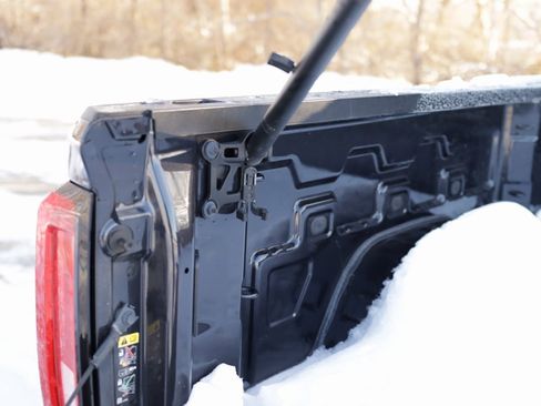 Used 2023 GMC Sierra 1500 SLT w/ SLT Convenience Package image 30