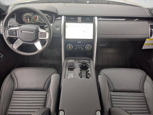Used 2025 Land Rover Discovery S AWD/4WD image 15