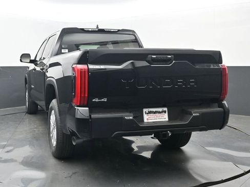 New 2026 Toyota Tundra SR5 w/ SR5 Convenience Package AWD/4WD image 18