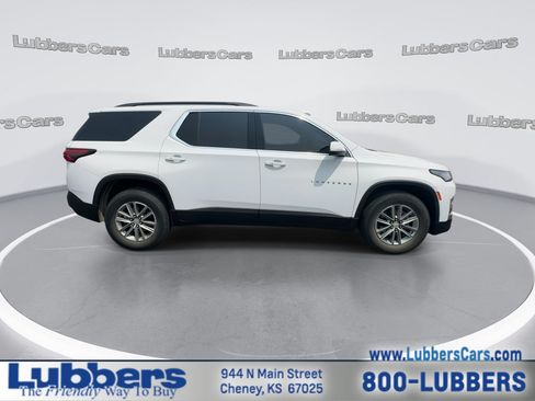 Used 2023 Chevrolet Traverse LT FWD image 9