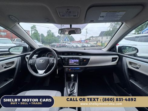 Used 2014 Toyota Corolla LE FWD image 12