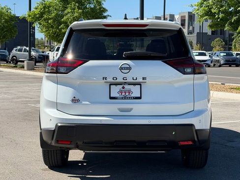 New 2026 Nissan Rogue SV FWD image 5