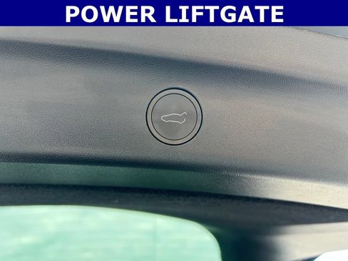 Used 2024 Tesla Model Y 2WD image 14