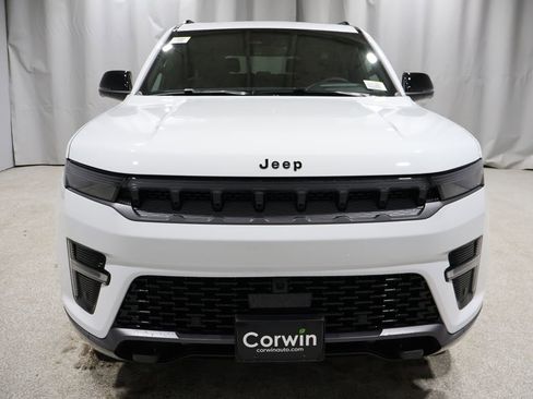 New 2026 Jeep Grand Wagoneer Limited image 2