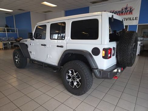 Used 2022 Jeep Wrangler Unlimited Rubicon AWD/4WD image 6