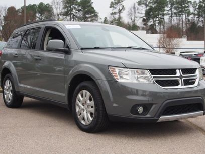 Used 2019 Dodge Journey SE