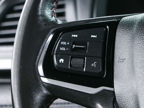 Used 2025 Honda Odyssey Sport-L image 13
