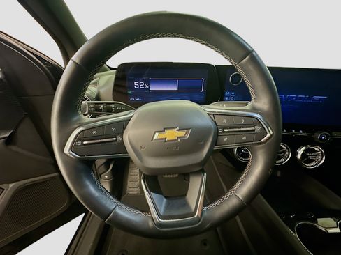 Used 2024 Chevrolet Blazer EV LT AWD/4WD image 18