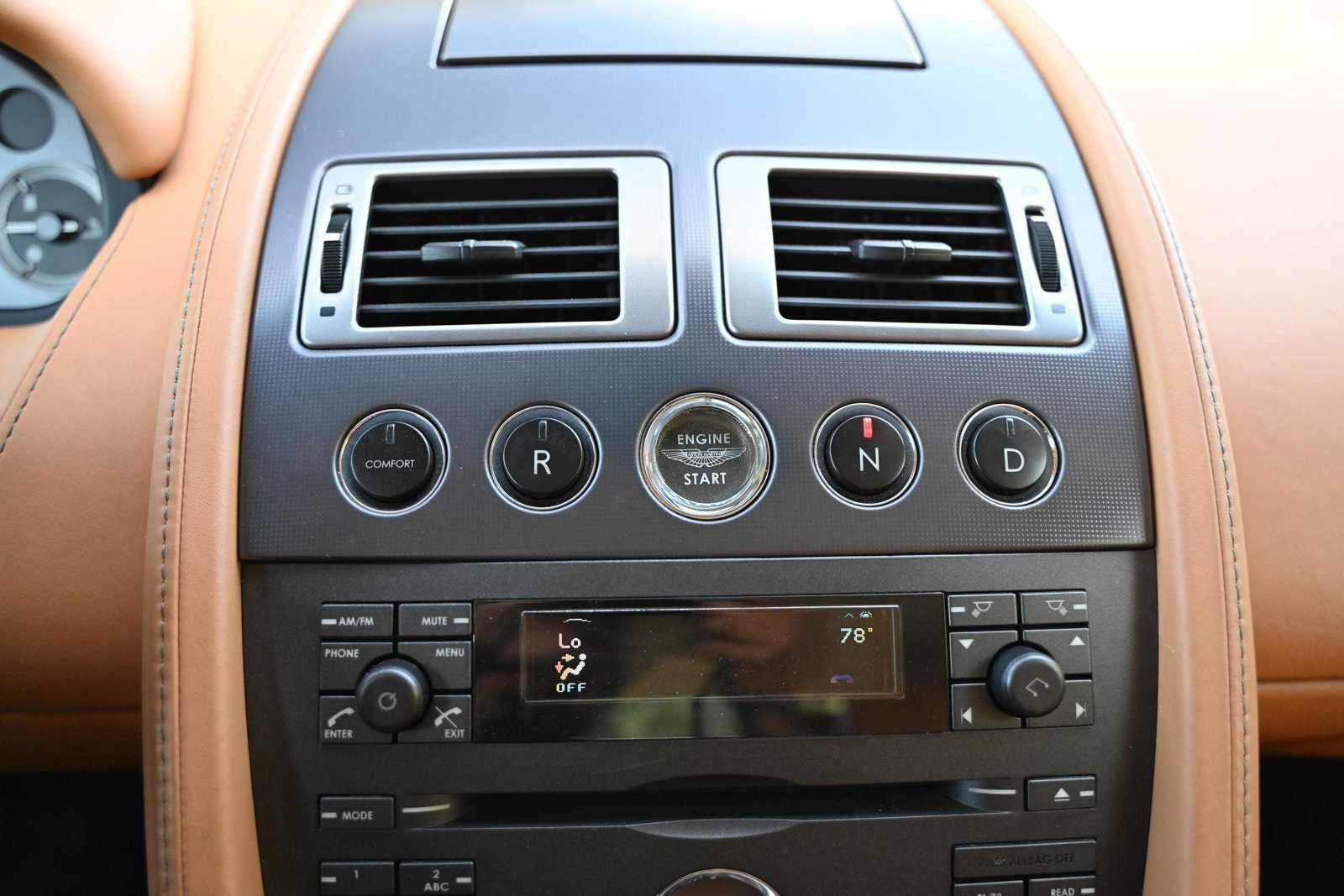 Used 2008 Aston Martin V8 Vantage Roadster RWD image 14
