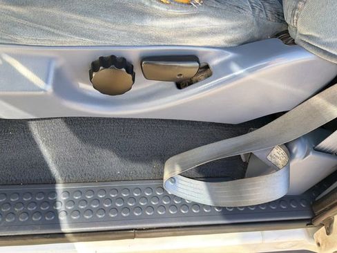 Used 1999 Ford F250 Lariat image 22