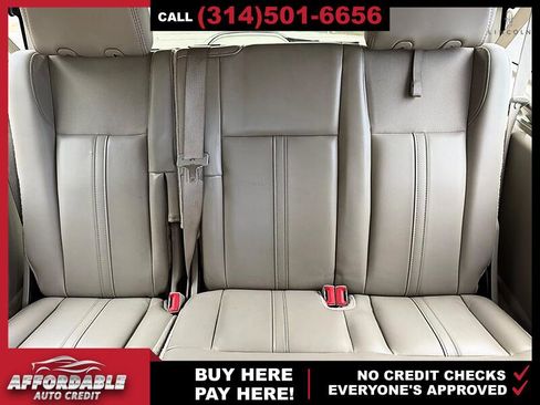 Used 2017 Lincoln Navigator L Select image 12