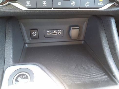 New 2025 Nissan Sentra SV w/ All-Weather Package image 15