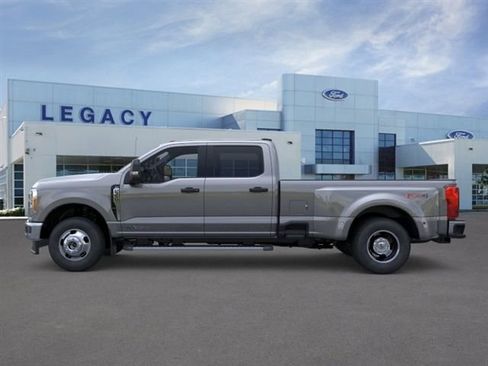 New 2026 Ford F350 XLT AWD/4WD image 3