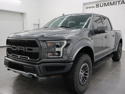 Used 2019 Ford F150 Raptor w/ Equipment Group 802A Luxury AWD/4WD image 7