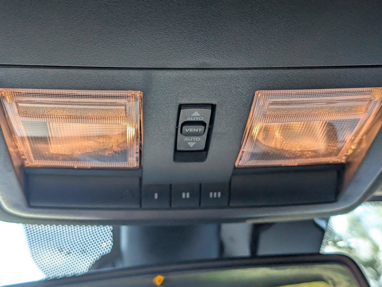 Used 2023 Dodge Challenger R/T RWD image 22