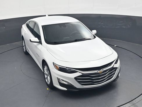 Used 2023 Chevrolet Malibu LT FWD image 32