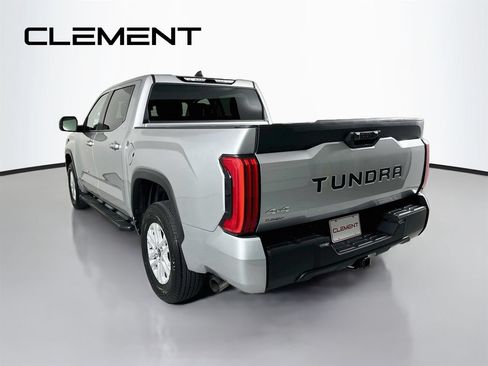 Used 2024 Toyota Tundra SR5 w/ SR5 Premium Package AWD/4WD image 10