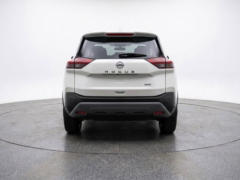 Used 2025 Nissan Rogue SV AWD/4WD image 7