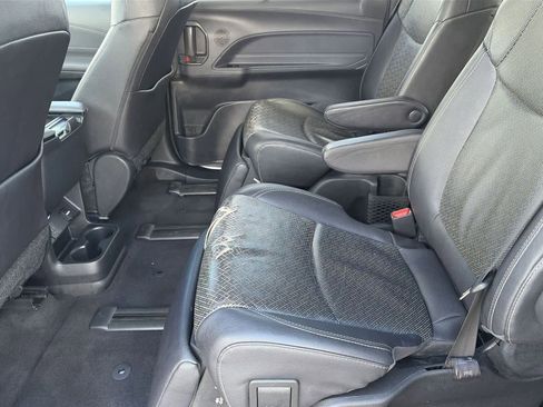 Certified 2023 Toyota Sienna XSE image 14