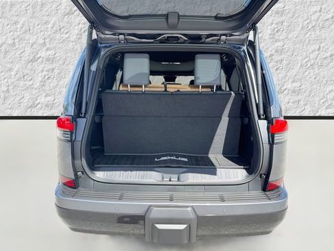 New 2026 Lexus GX 550 w/ Accessory Package (2T) AWD/4WD image 12