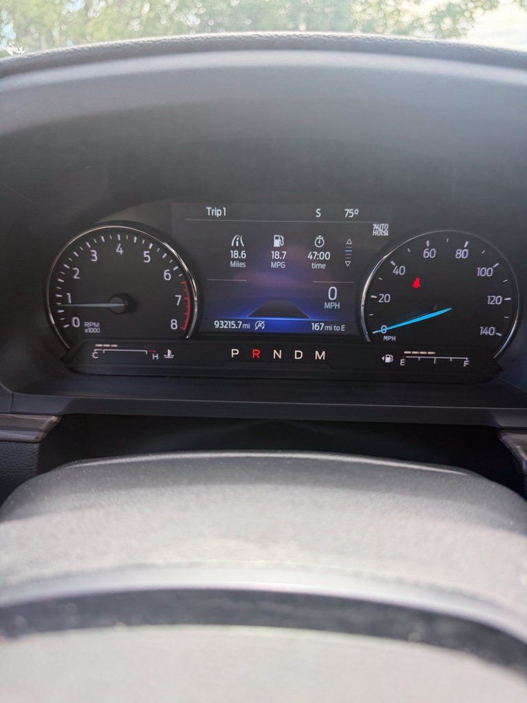 Used 2020 Ford Explorer Limited AWD/4WD image 25