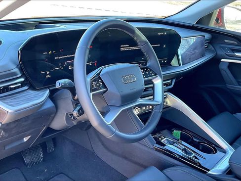 Certified 2025 Audi Q5 Prestige image 16